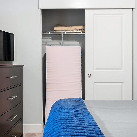 Free Parking Gym & Pool Downtown At Cityway Indianapolis Bagian luar foto