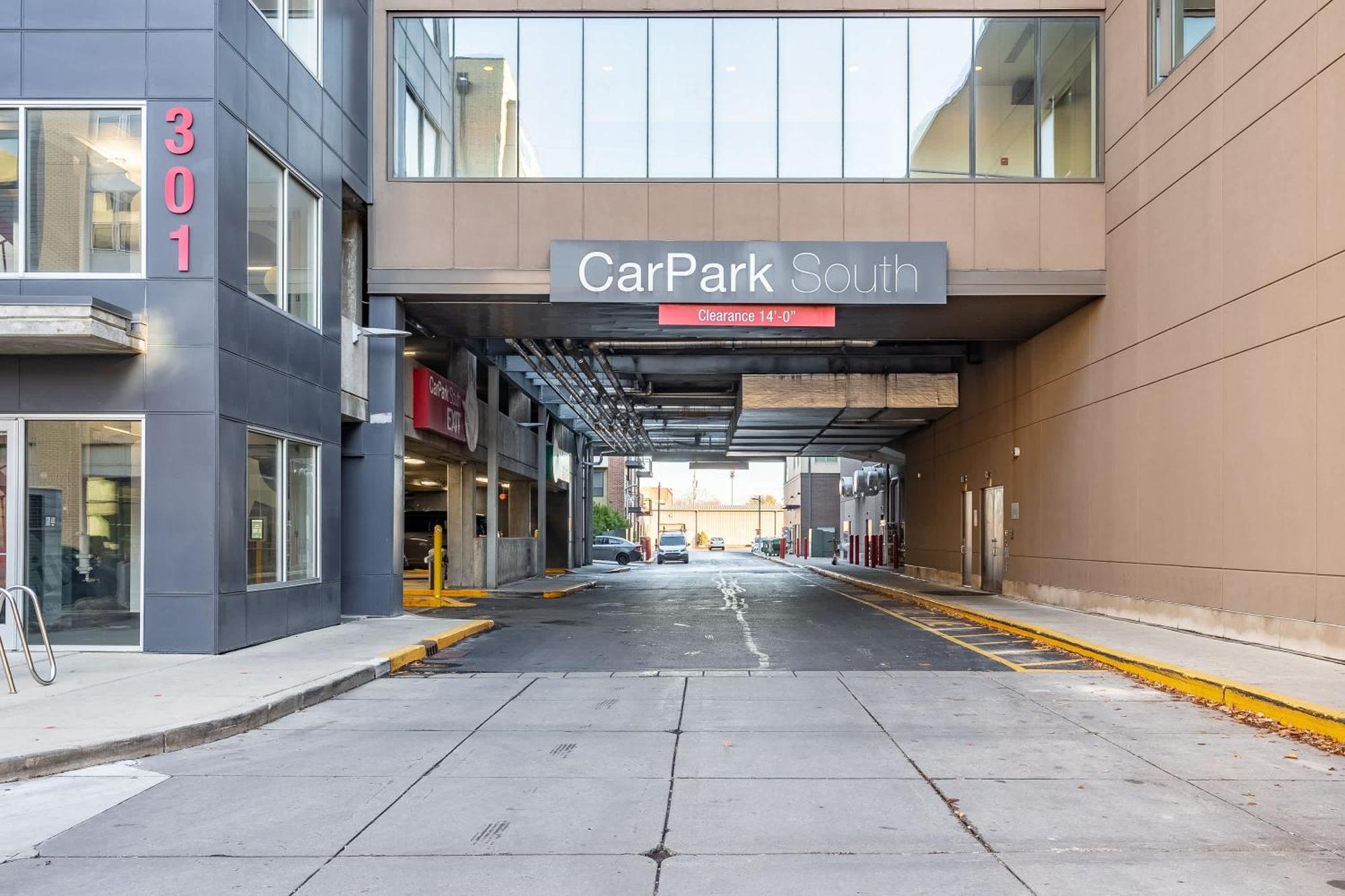 Free Parking Gym & Pool Downtown At Cityway Indianapolis Bagian luar foto